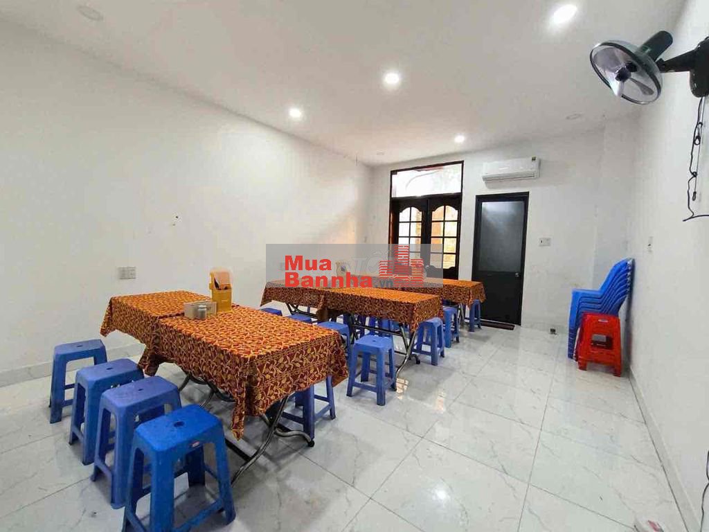 Nhà Mặt Tiền Hoàng Diệu Có Dòng Tiền Gần Biển Hướng Đông Na