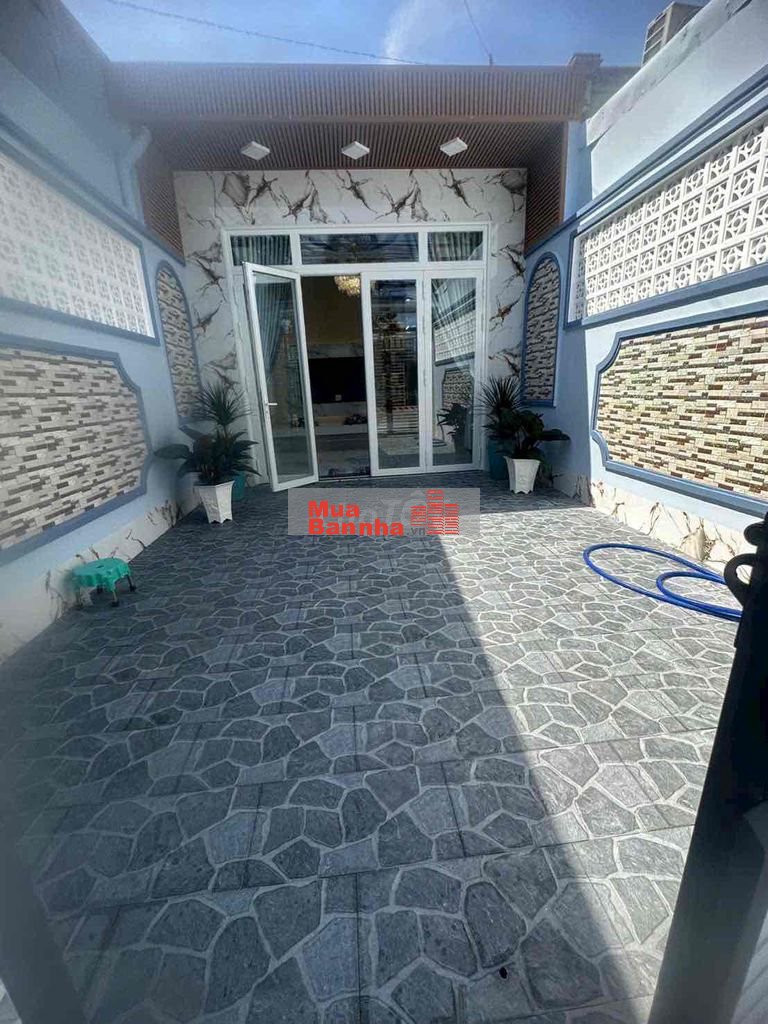 Nhà mặt tiền Nguyễn Chí Thanh ngay ngã 4 Cây Me kinh doanh đa ngành