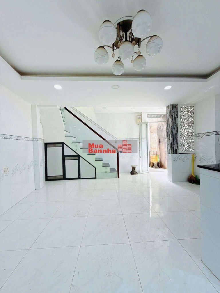 Bán Nhà Đường Âu Dương Lân, HXH, 5,5m x 6,5m, 2PN, 2WC, Sổ Hồng