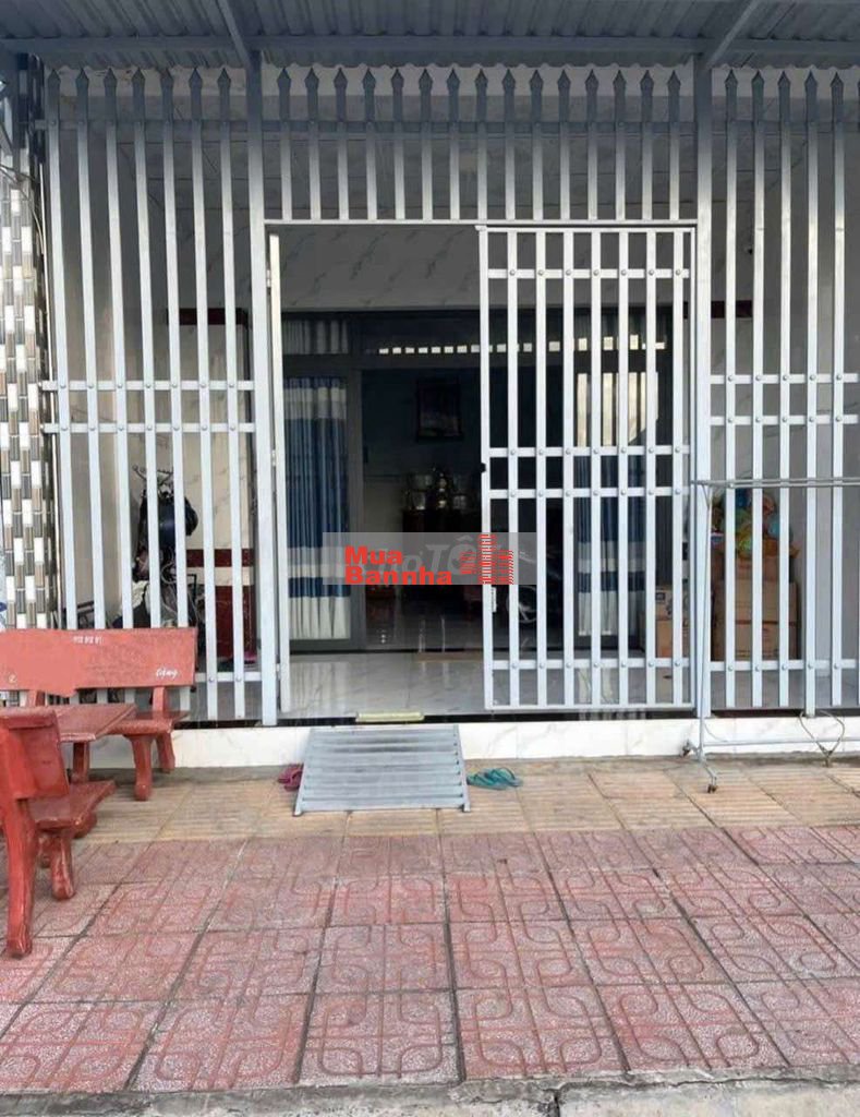 Kẹt cần bán căn nhà cấp 4 đường Âu Dương Lân- Giá bán 3,85 tỷ -SHR