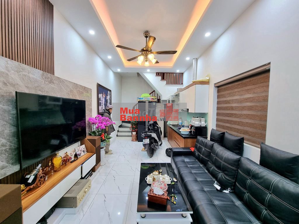 Siêu mới đẹp Thuỵ Khuê, 3 gác đỗ cửa, oto gần, full nội thất 38m*5T