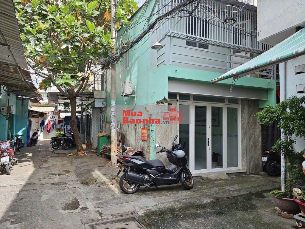 Nhà hẻm đường Trịnh Đình Trọng, Tân Phú. DT 4.2 x 7.2m