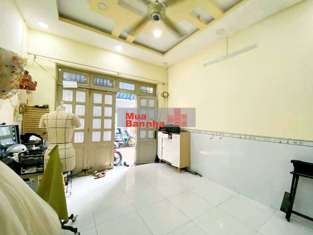 CHỈ 3 TỶ NHỎ-NHÀ BÁN TKTQ-KO LỘ GIỚI-KO QH-HẺM SẠCH,NGAY AEON-GIÁ TL