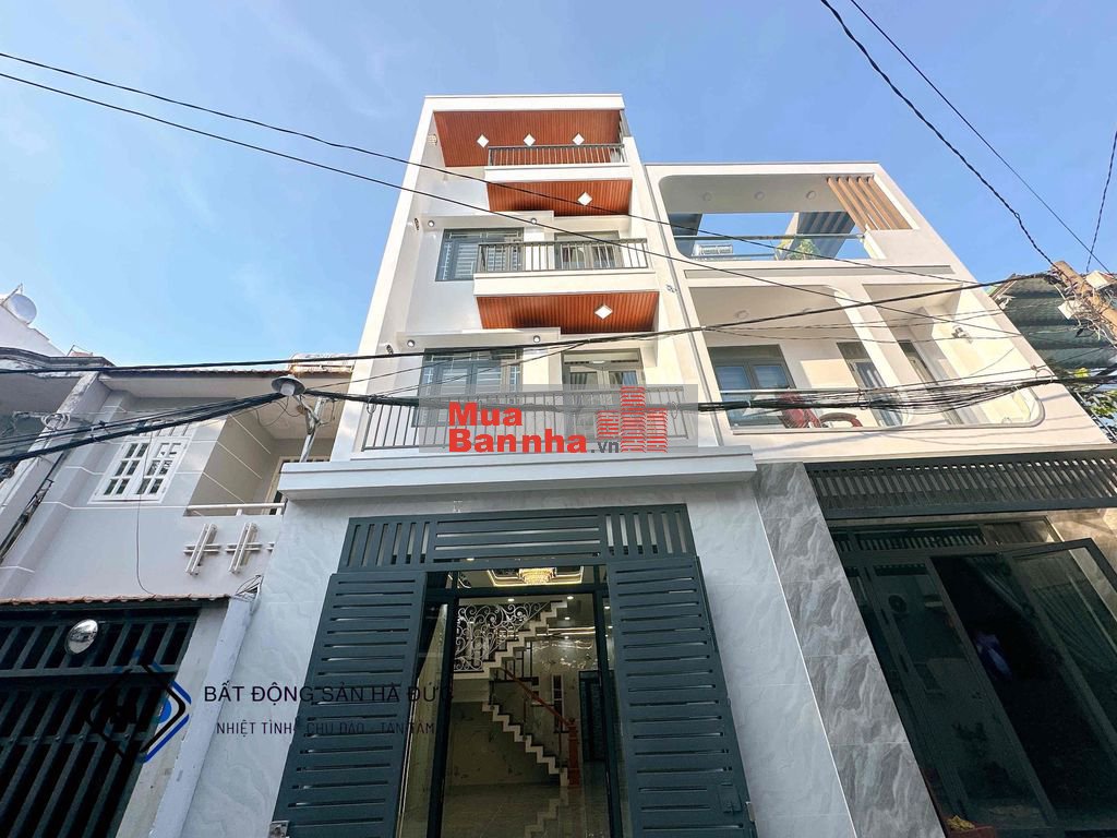 Nhà 3 lầu 5.5x15 hẻm xe hơi gần siêu thị ĐIỆN MÁY CHỢ LỚN