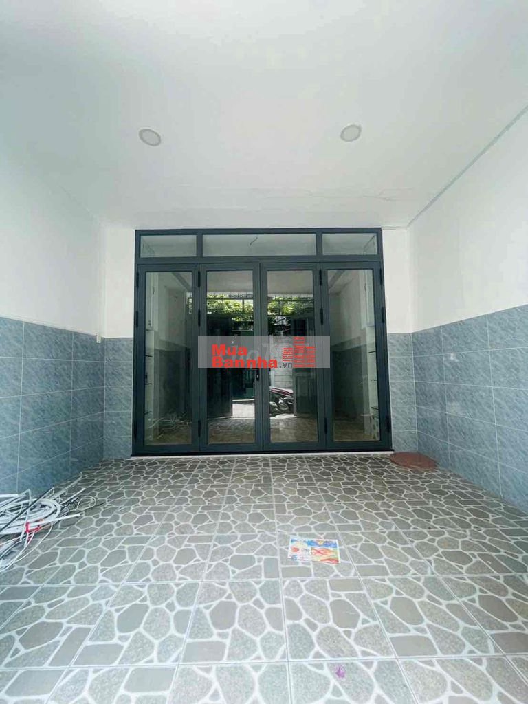 Nhà đường xe hơi thông - 4x17m - 4 tầng lầu - Vào ở liền - Gần BV 175