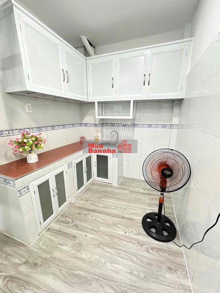 CHỈ 1.68 tỷ nhà 4 tầng trung tâm quận 6, ngay Hậu Giang, Lò Gốm