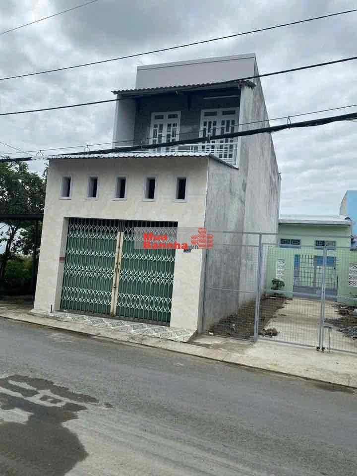 Cần bán căn nhà mặt tiền đường liên ấp 2 3 xã đa Phước Bình Chánh