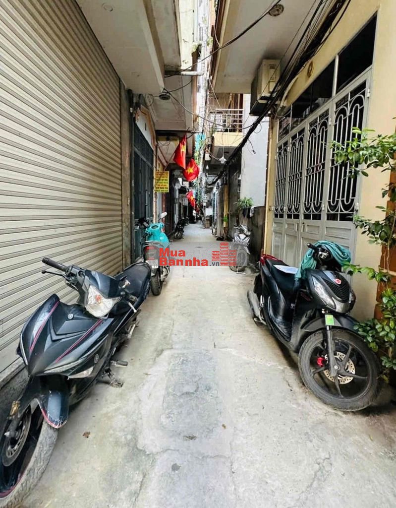 Nhà Thụy Khuê, Tây Hồ 40m 4 tầng, gần phố, 20m ra ô tô, ngõ thông thoá