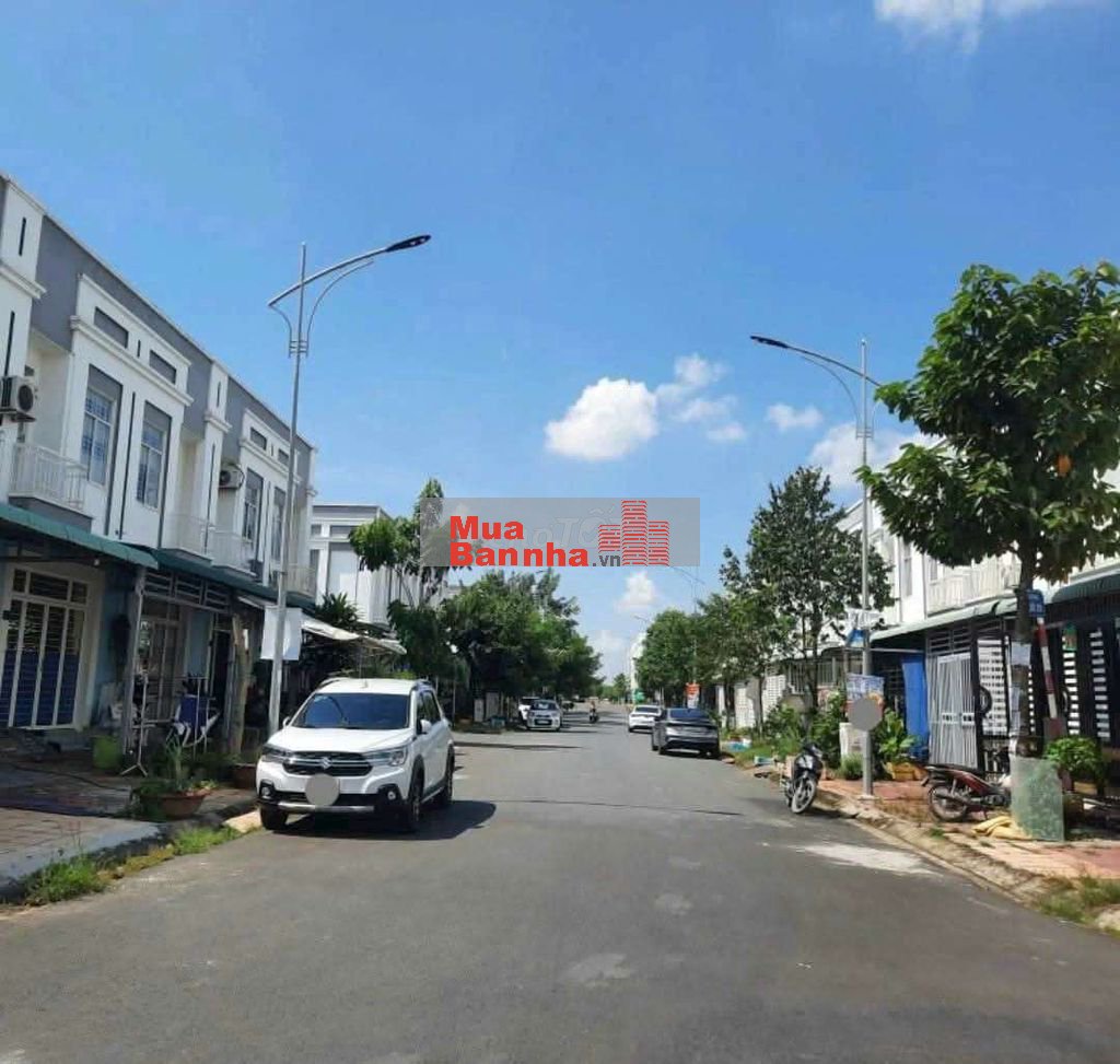 NHÀ TRỆT LẦU - LỘ NHỰA - 3 PN - KDC HOÀNG QUÂN - GẦN ĐẠI HỌC TÂY ĐÔ