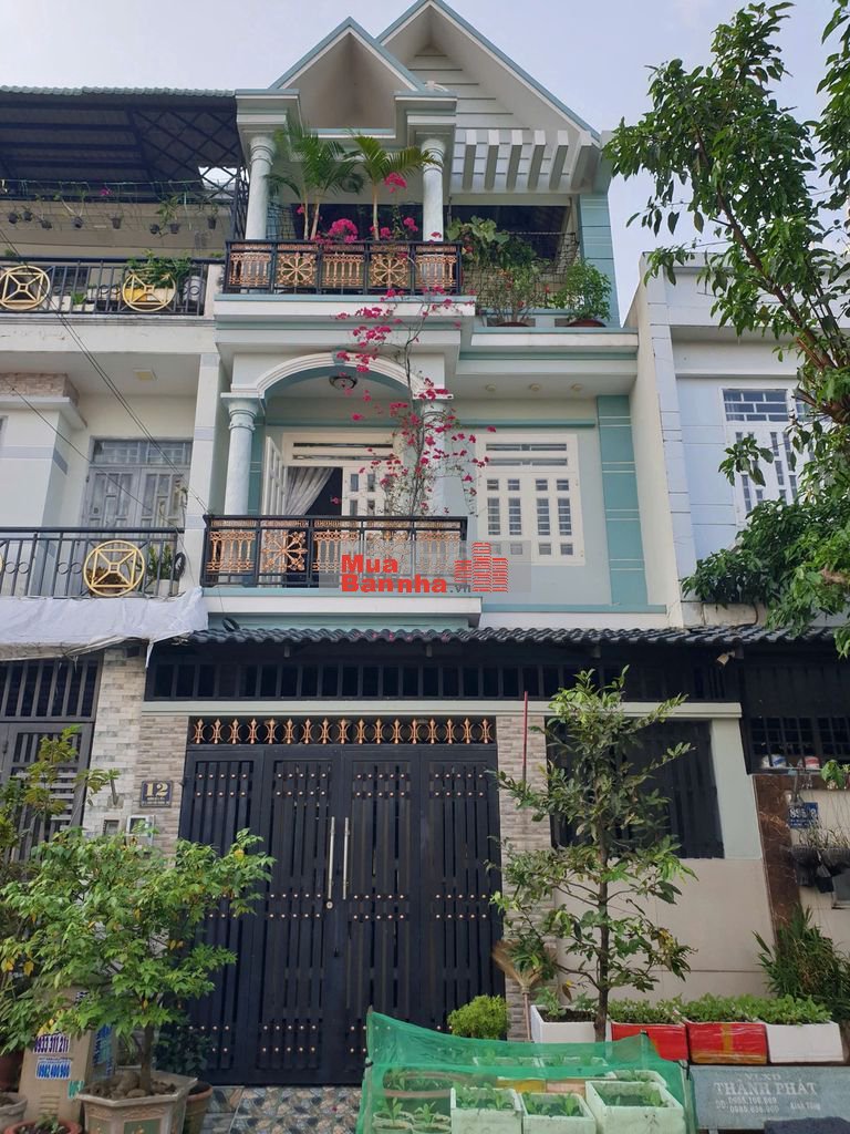 Nhà xinh DT 5x15, xây full 2 lầu, đường 10m thông gần chợ Đại Hải HMon