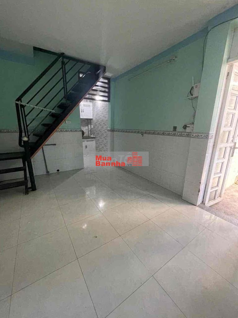 Nhà 2 Tầng Sổ Riêng Không Quy Hoạch Gần ĐH Gần Hàng