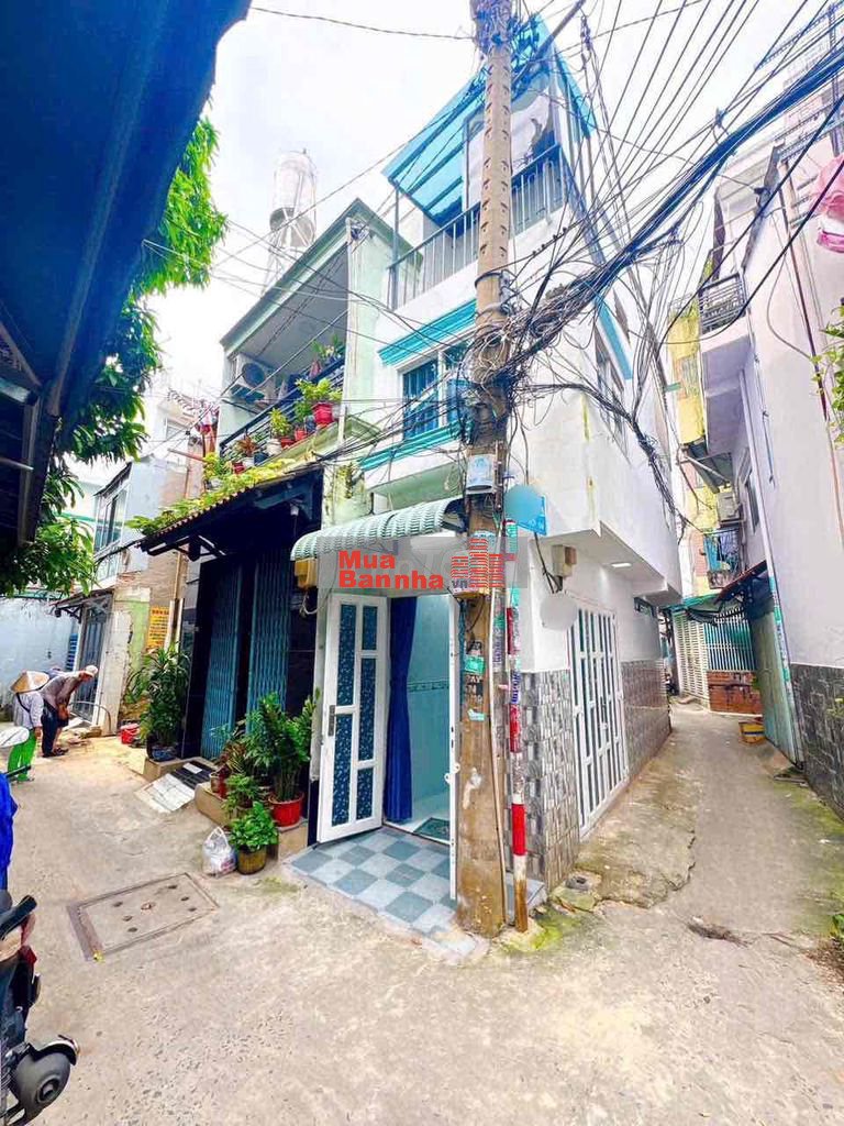 Nhà Rẻ (990tr) 2x9m 2Lầu Đúc (2PN 3WC Ban Công) Hẻm 3m. Luỹ Bán Bích