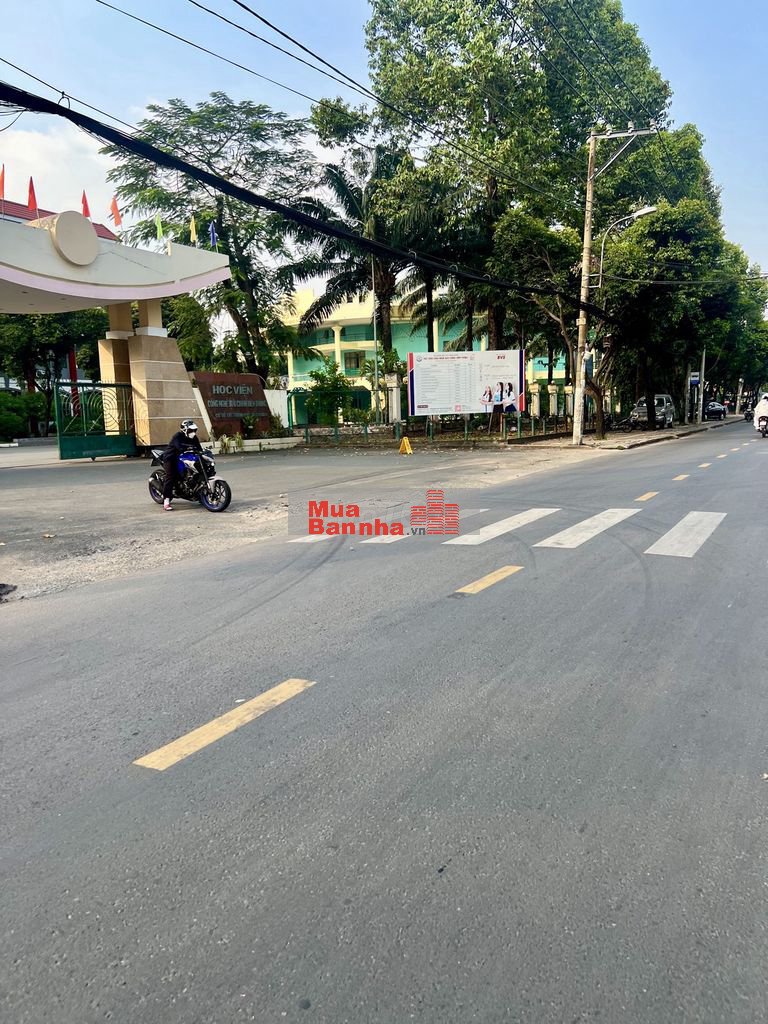 Bán nhà mới hẻm 60 Man Thiện, Quận 9 – 47m2 – 3PN – HXH – 5,95 Tỷ