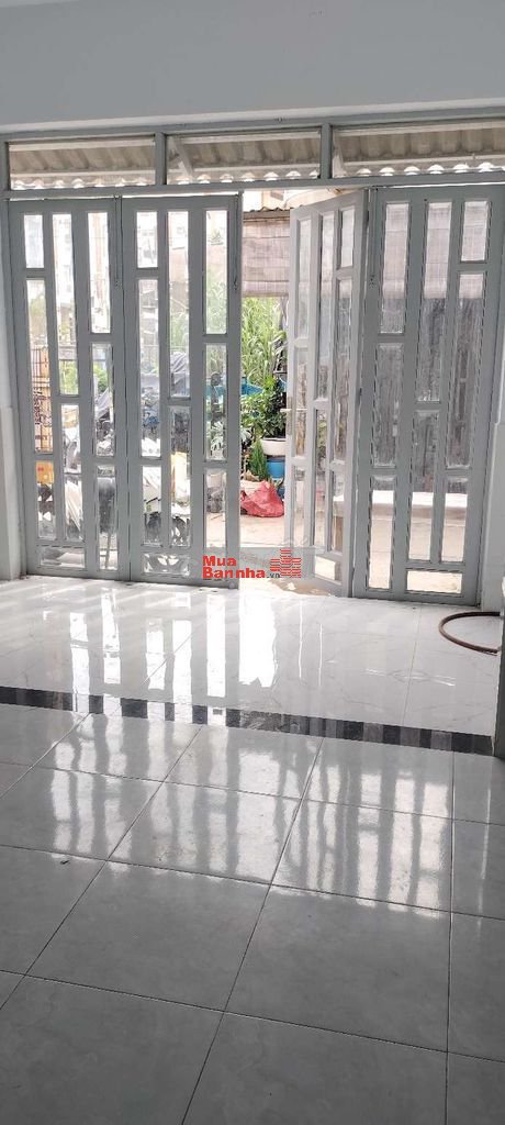 Bán nhà hẻm 5 x 12 m, gần ngã tư Gò Mây Lê Trọng Tấn, Bình Tân