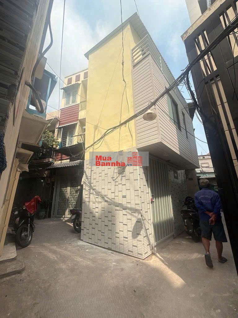 Mua bán nhà quận 4, 3 tầng hoàn công, vị trí vip khu Bến Vân Đồn !