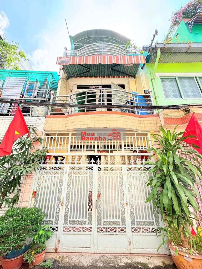 BÁN NHÀ HẺM XE HƠI LÝ THÁI TỔ QUẬN 3 DT 3.75m x 9m 3 TẦNG GIÁ 7.9 TỶ