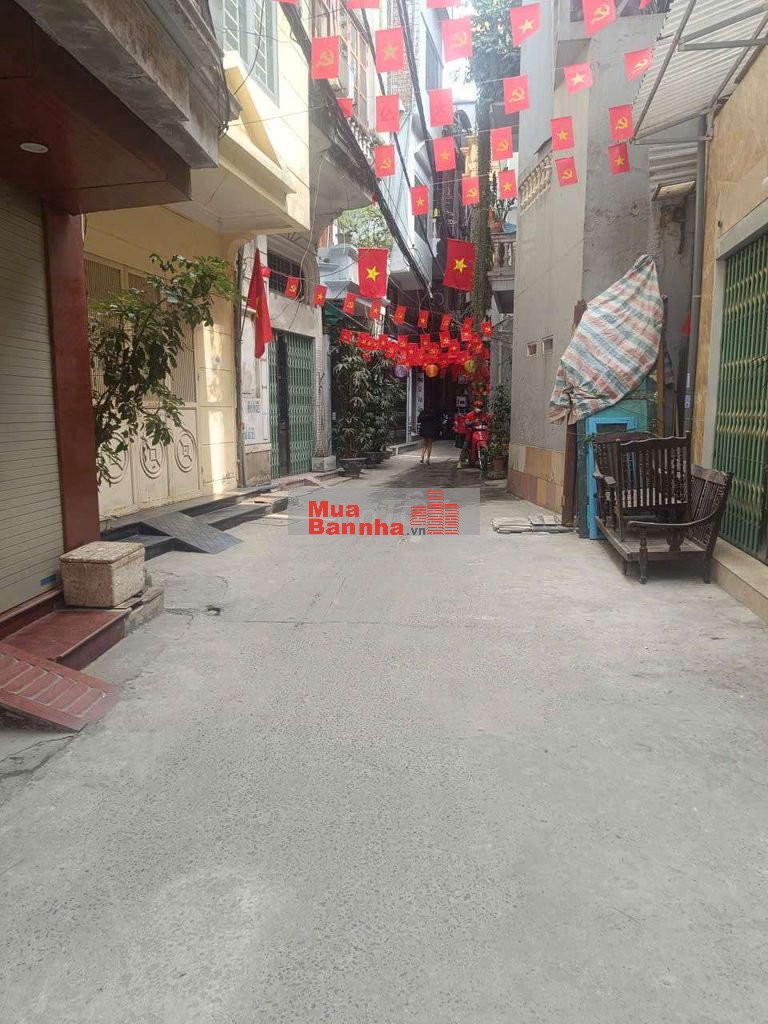 NGỌC KHÁNH, GIẢNG VÕ, BA ĐÌNH. 50M2. MT: 4M. 5 TẦNG. 6 NGỦ.