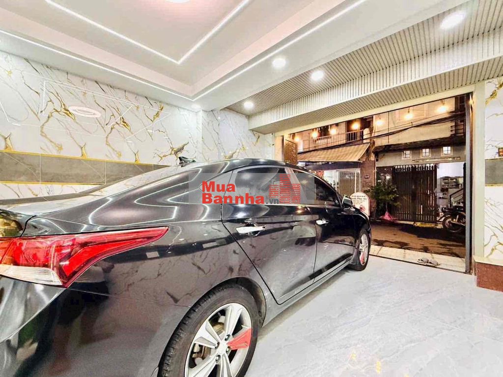 XE HƠI NGỦ TRONG NHÀ QUẬN 7, 3 TẦNG, NGANG HIẾM 5M, NGUYỄN THỊ THẬP