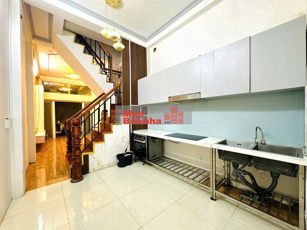 NGAY THỊ NGHÈ• 30M²,4 TẦNG•5PN 5WC•CẢI TẠO CHDV 25TR/THÁNG •6.39 TỶ TL