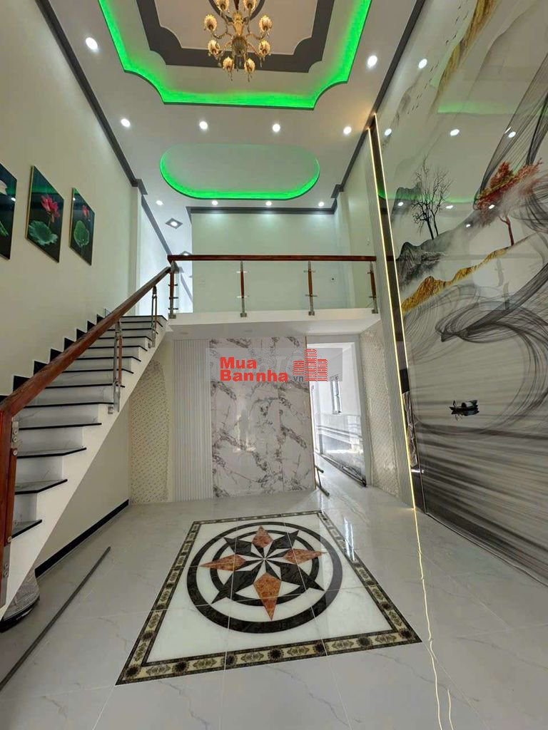 NHÀ ĐẸP 4,5 X15 HẺM XE ÔTÔ CHỈ 1/ LIÊN KHU 45,Y