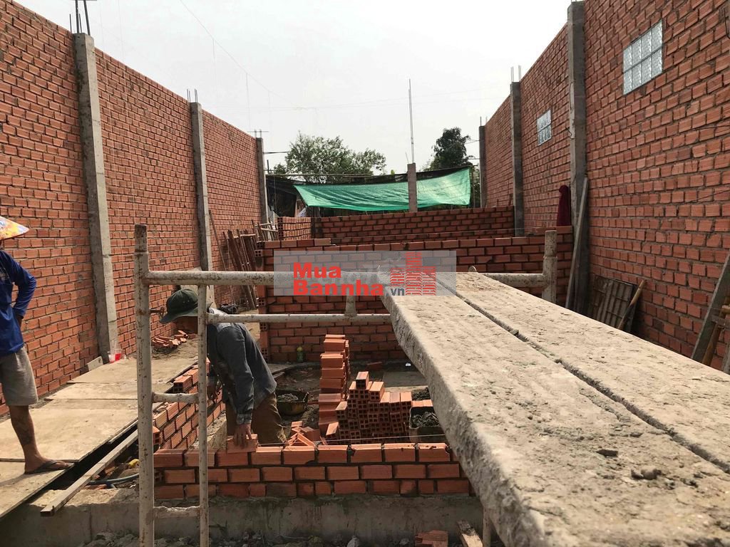 nhà cấp 4 , 110m , 2 phòng ngủ, 1wc