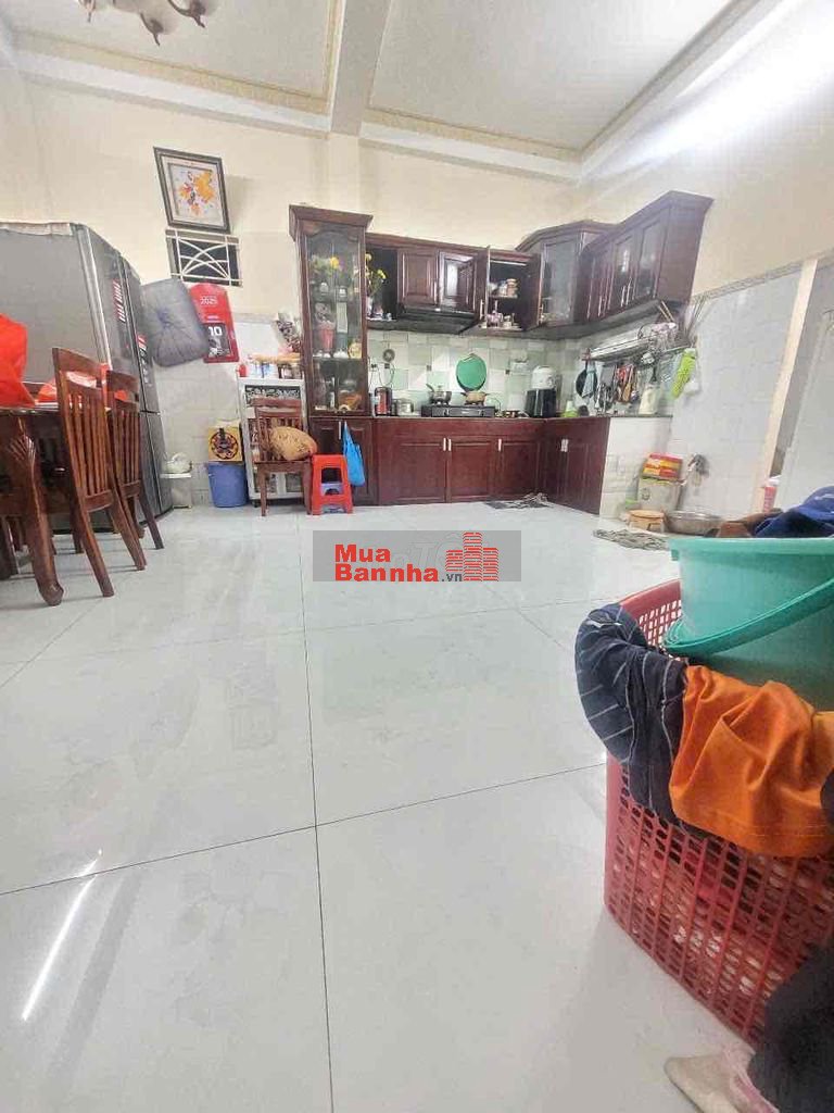 BÁN NHÀ HẺM NGUYỄN XÍ – KHU CÁN BỘ – 81m² – 2 TẦNG BTCT