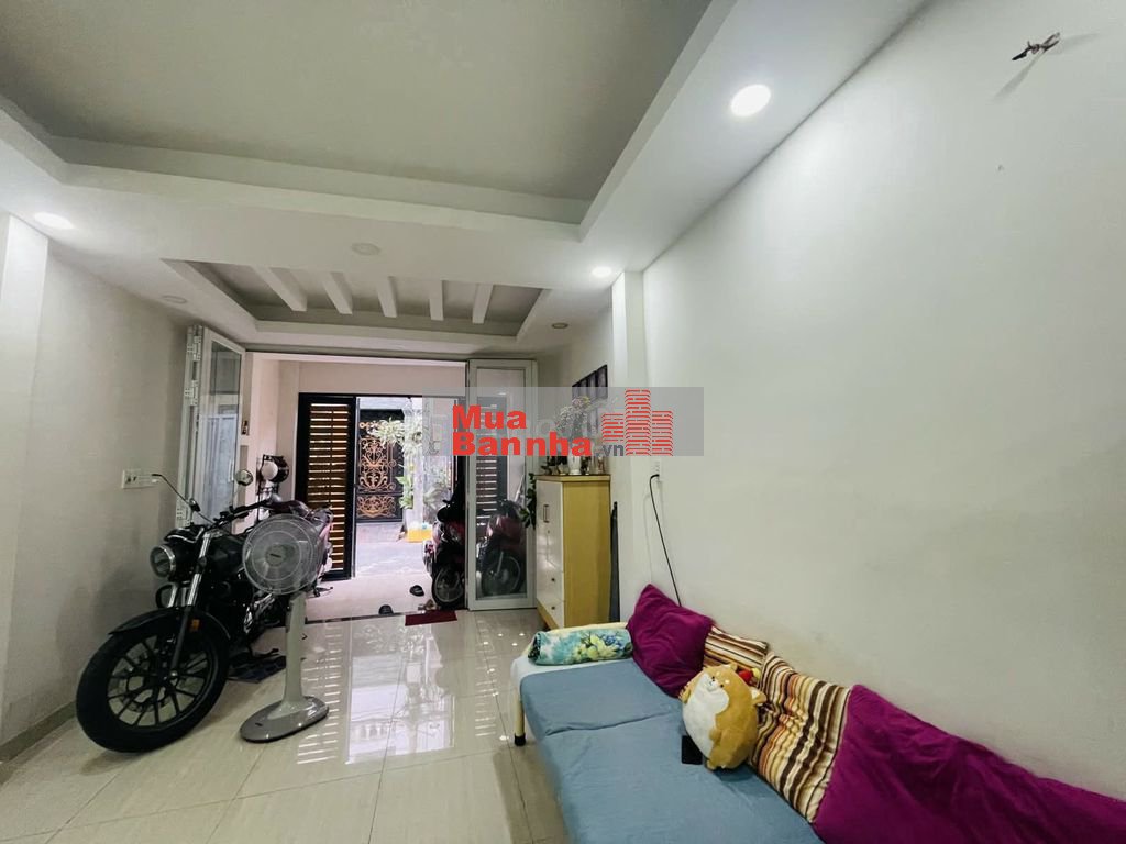 Cần bán nhà cách mạng tháng tám Phường 5 Tân Bình giá nhỉnh 8,x tỷ