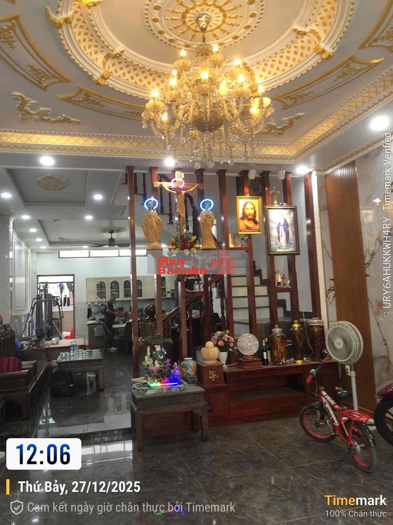 nhà Tân cổ điển