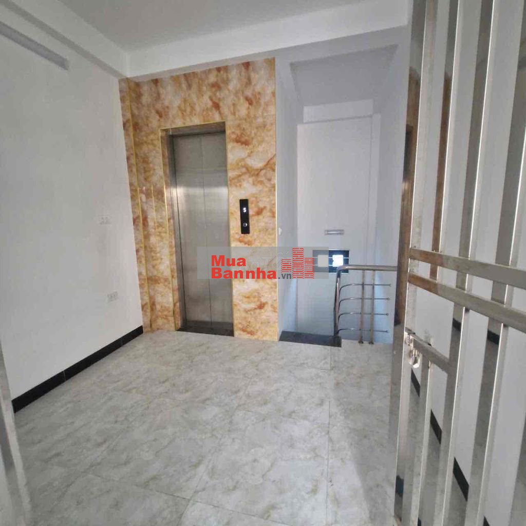 Bán nhà Lô Góc Thang Máy ô tô vào nhà FUII nội thất yên nghĩa Hà Đông