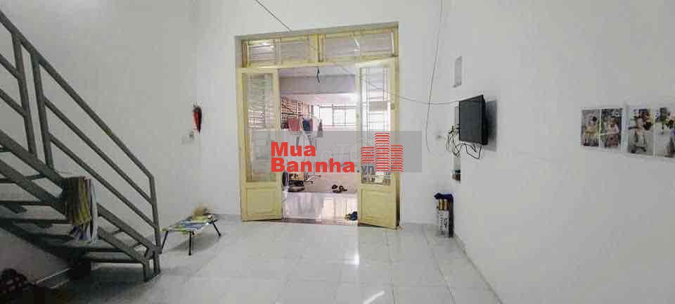 nhà trệt lửng hẻm ba gác gần bệnh viện đa khoa thủ đức.lê văn chí