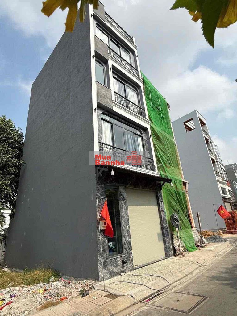 Nhà đẹp 4 tầng QL 1A Bình Tân 51m2( 4.5m x 11m) ngay trường học