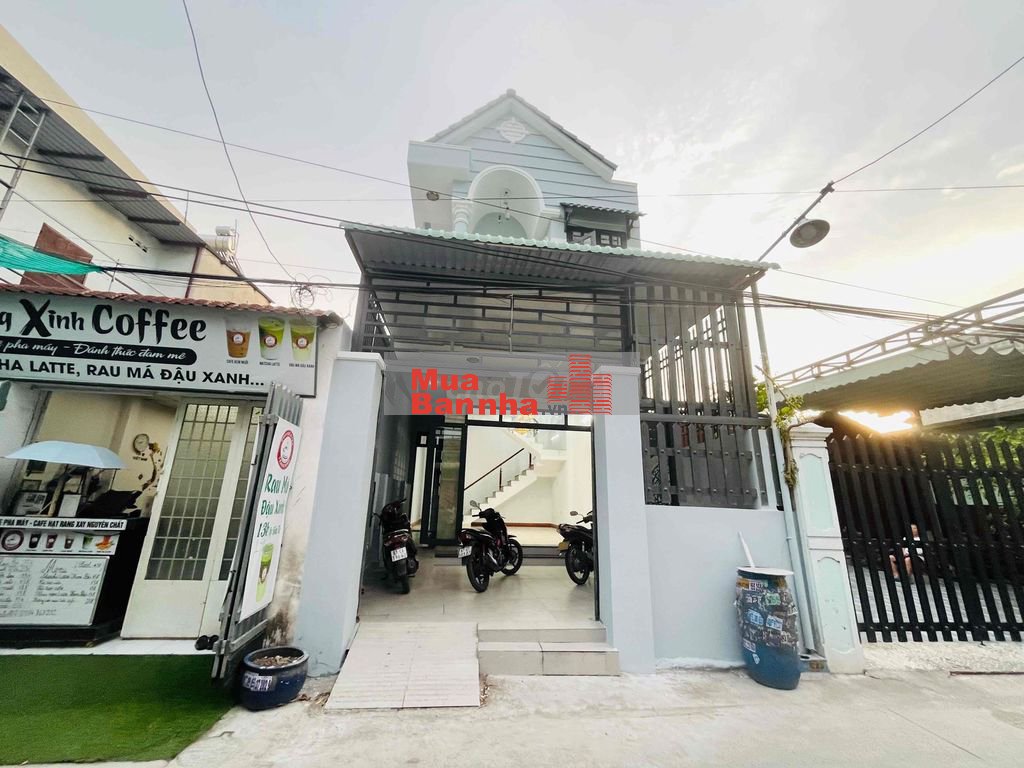 NHÀ SỔ HỒNG RIÊNG GẦN NGÃ TƯ CHIÊU LIÊU DT 100m