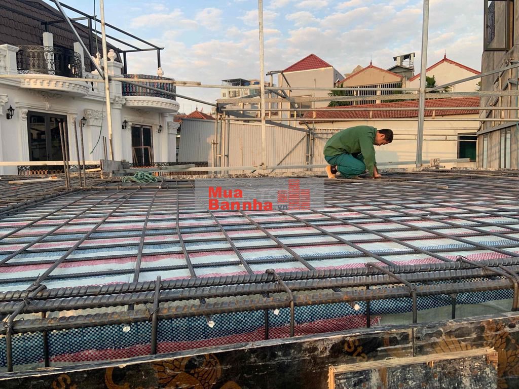 Gia đình cần bán 03 căn nhà, đang đi vào hoàn thiện.