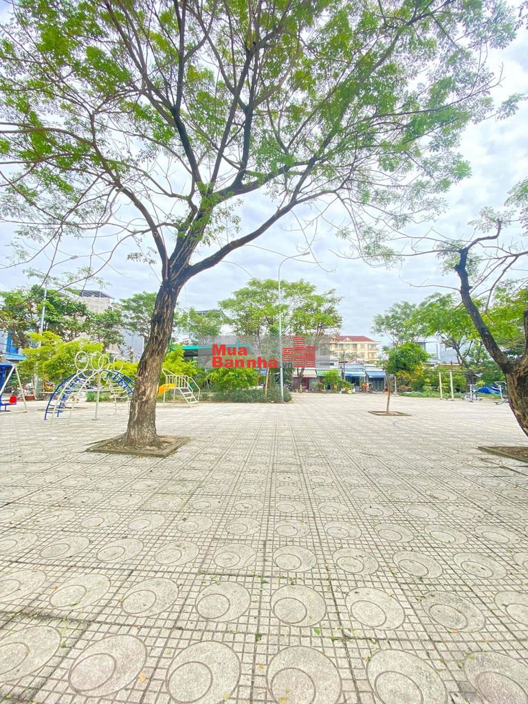 Nhà Nại Thịnh , Nại Hiên Đông đối diện công viên 62m giá 5.7 tỷ