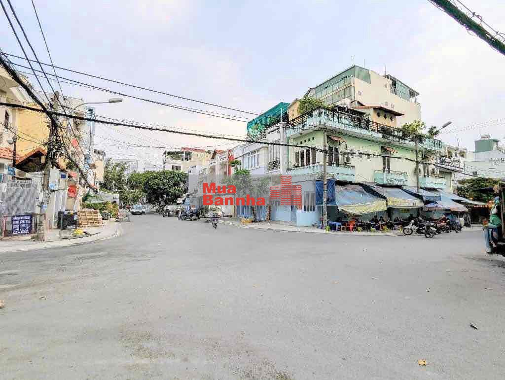 Nhà bán Mt đường số 13 Q7