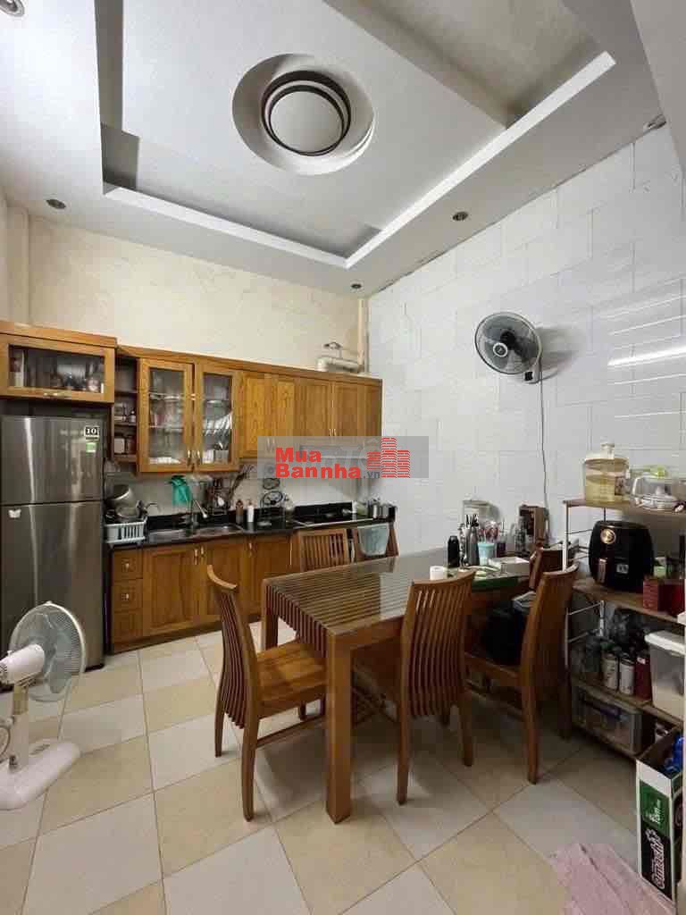 Nhà lê trọng tấn– Thanh Xuân DT 32m2, 4 tầng vài bước oto