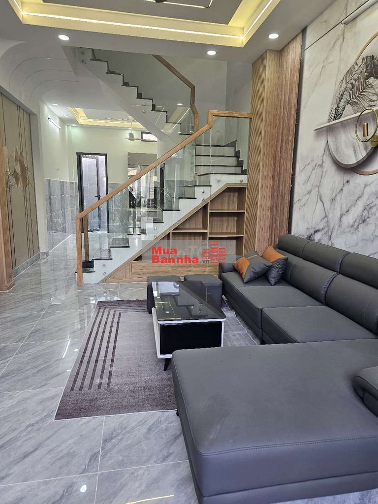 BÁN NHÀ MỚI HẺM XE HƠI LÒ LU, 6,5 TỶ, 3 tầng, 1 tum, kD tốt.. 🔥