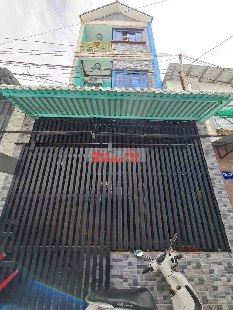 BAN NHA HEM 180 CÁCH MẠNG THÁNG TÁM