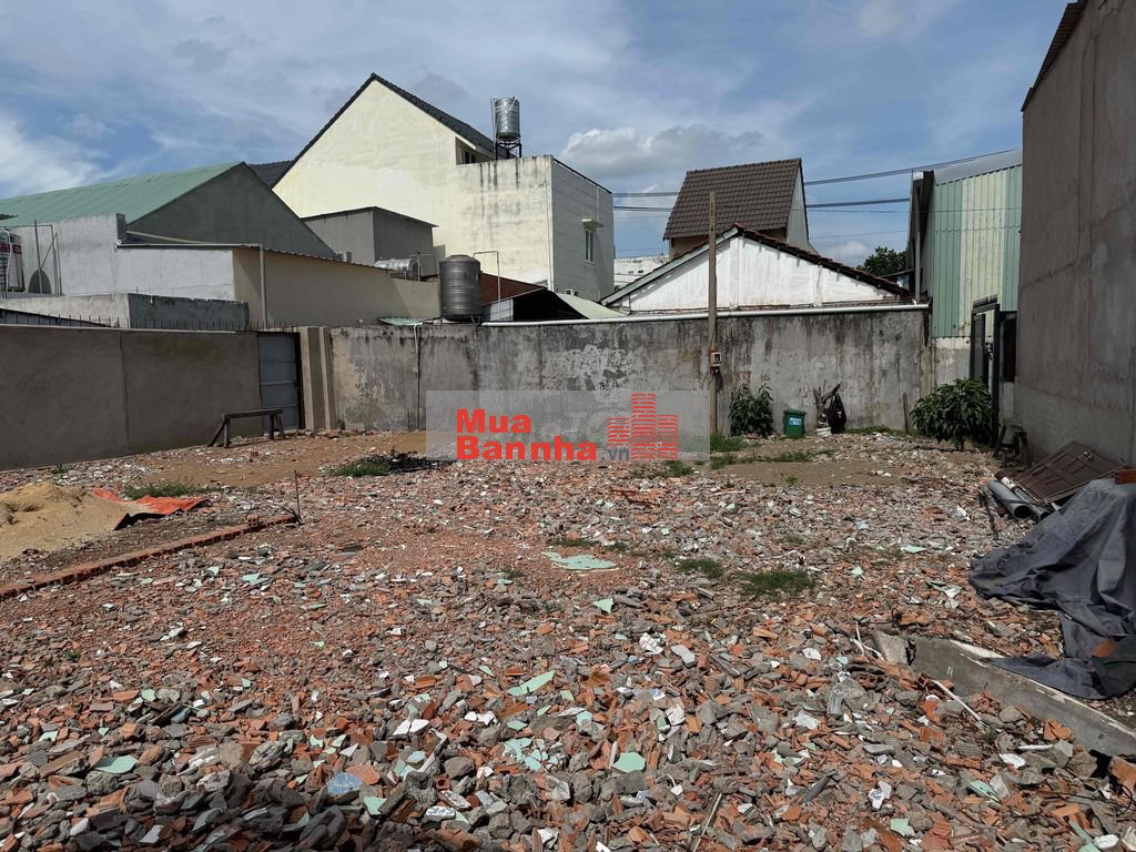 nhà nát tiện xây dựng mới