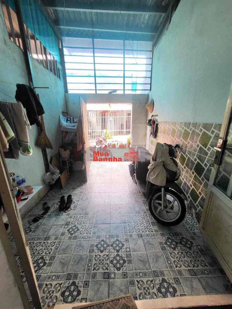 NHÀ CẤP 4 HẺM XE HƠI TRỤC LÊ VĂN VIỆT, CÁCH VINCOM 500M, 82M2 3,65 TỶ