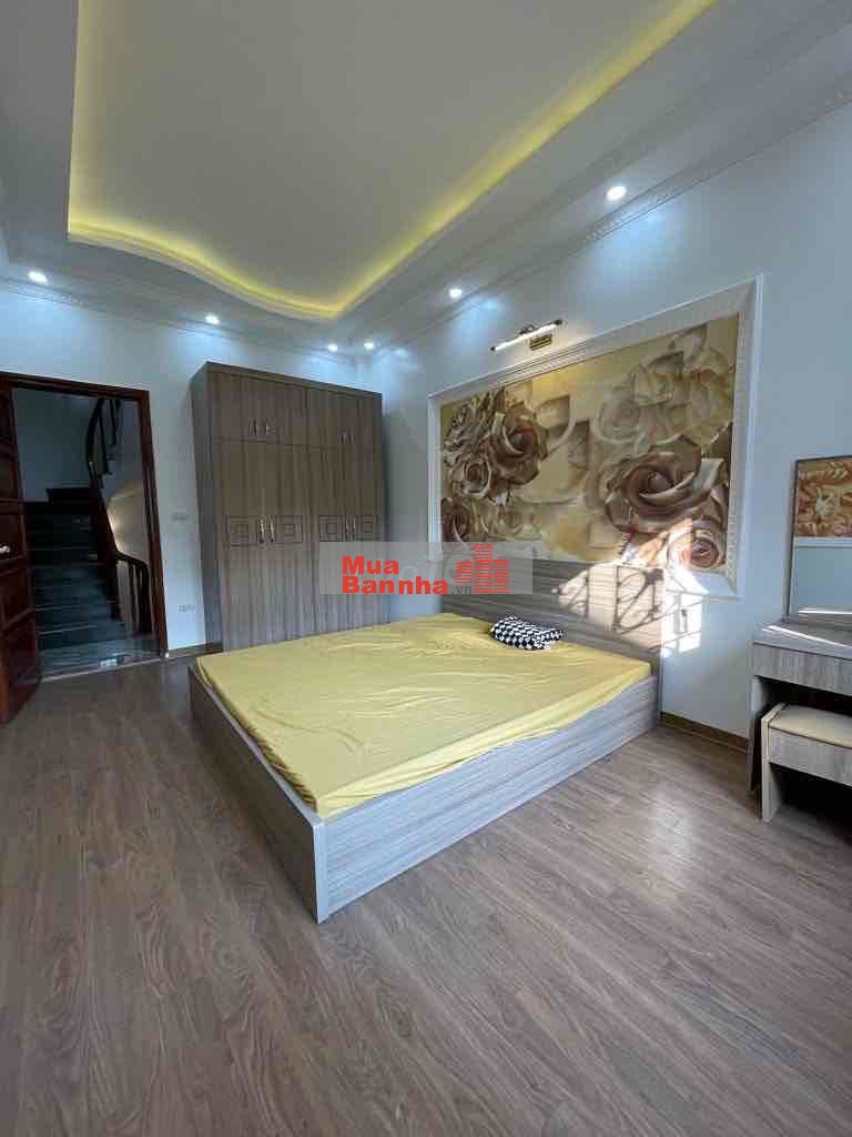 BÁN NHÀ NGÕ 211 BÁT KHỐI 32m2-5 TẦNG- GẦN AEON 7,5 TỶ