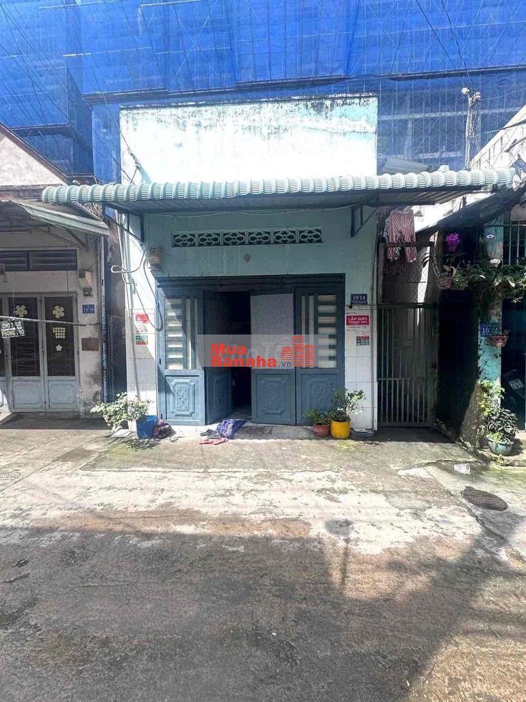 chinh chủ bán nhà và 2 phòng trọ, sát đường lớn giá thương lượng mạnh