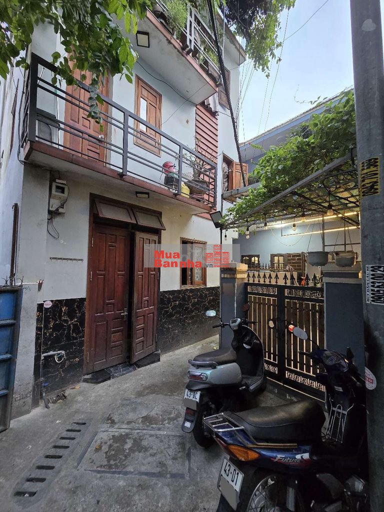 Nhà rộng, Thạch Thang, Hải Châu, gần đường, gần bệnh viện Đà Nẵng.