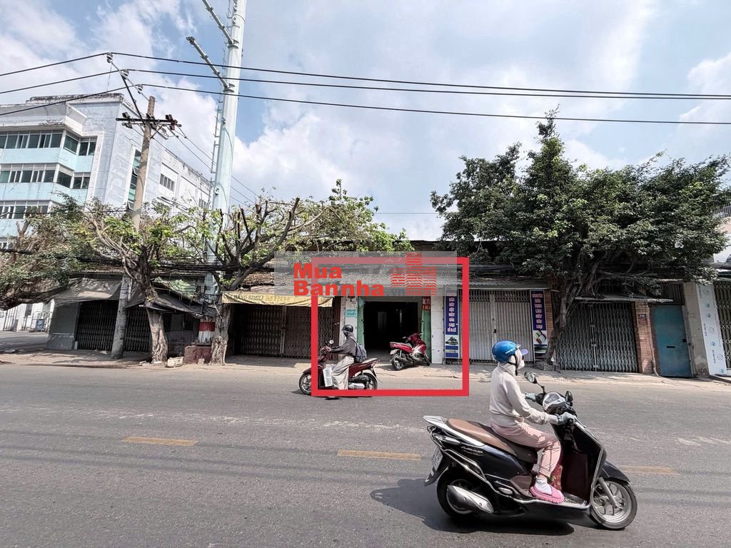 Bán gấp nhà mặt tiền kinh doanh Âu Cơ , vị trí vàng, 100m2 giá rẽ