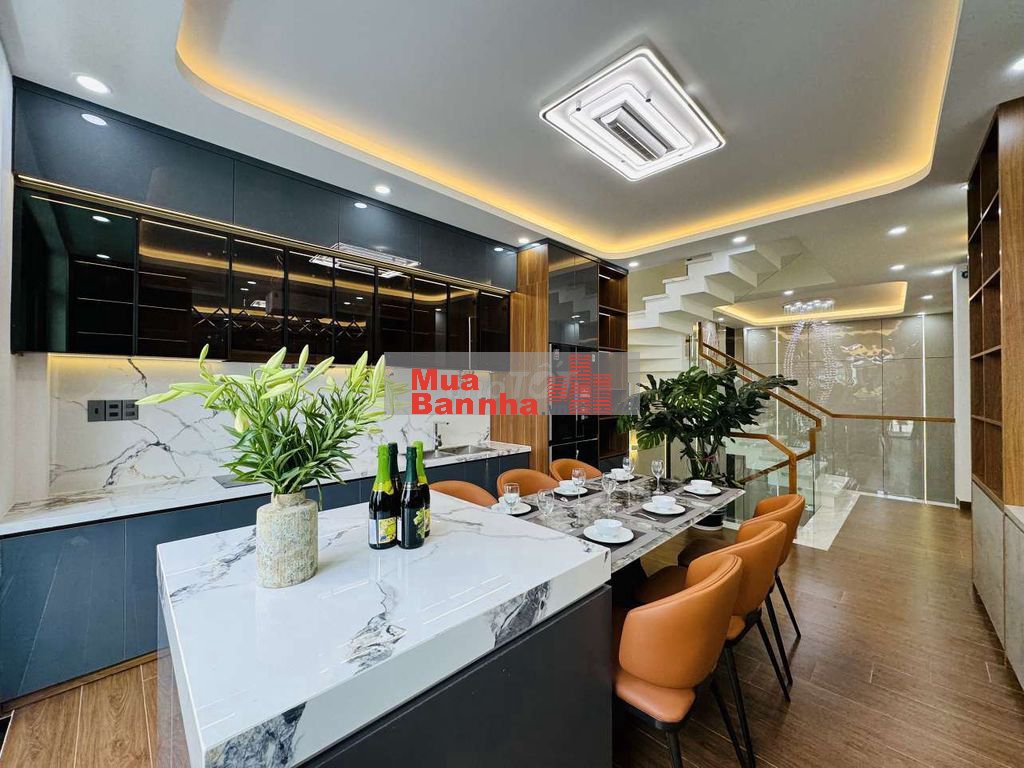 Bán nhà mặt tiền đường Tô Hiến Thành full nội thất