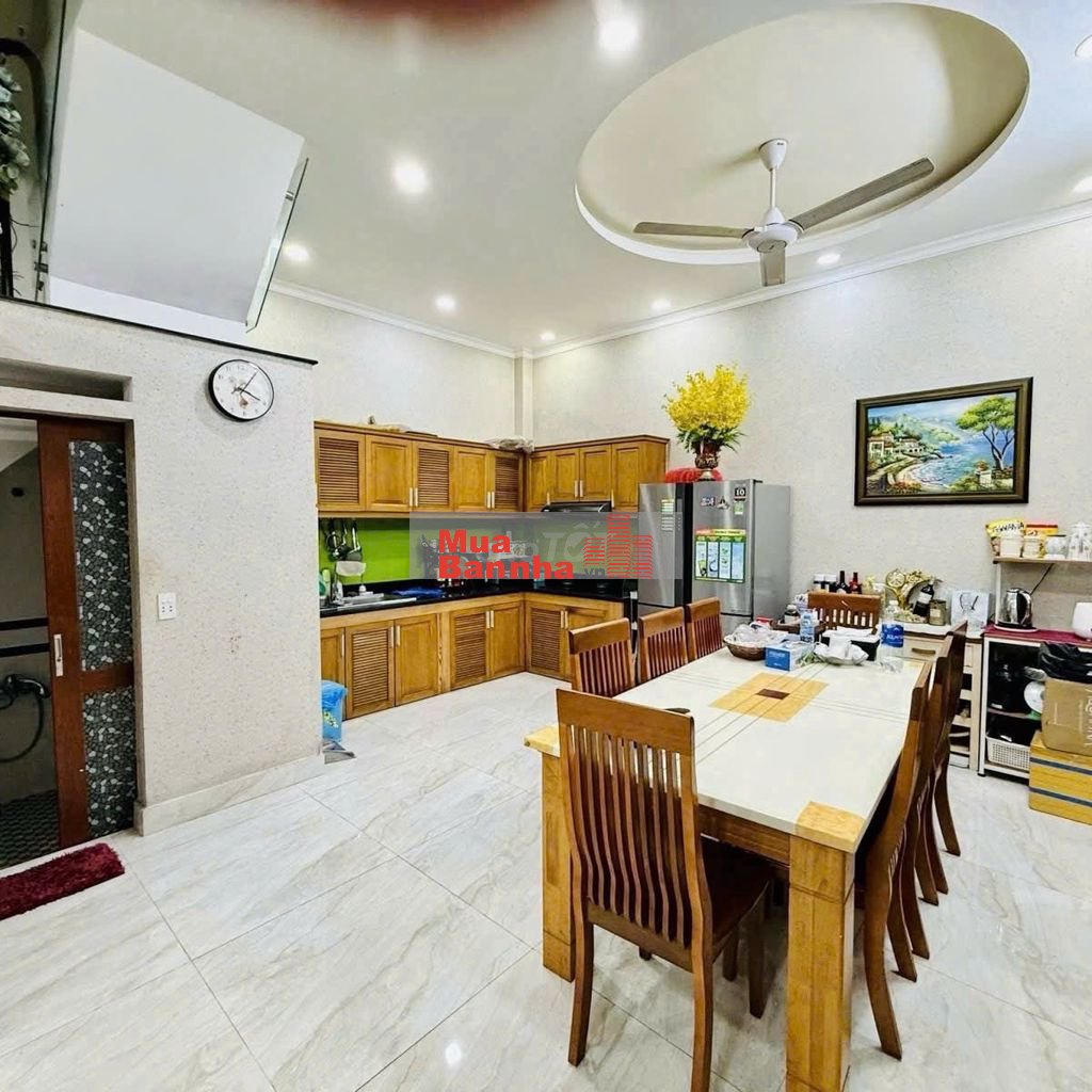 Chính chủ kẹt tiền! 60M2-4 Tầng/4PN P11-Ô tô ngủ nhà! Chỉ Nhỉnh 8x Tỷ!