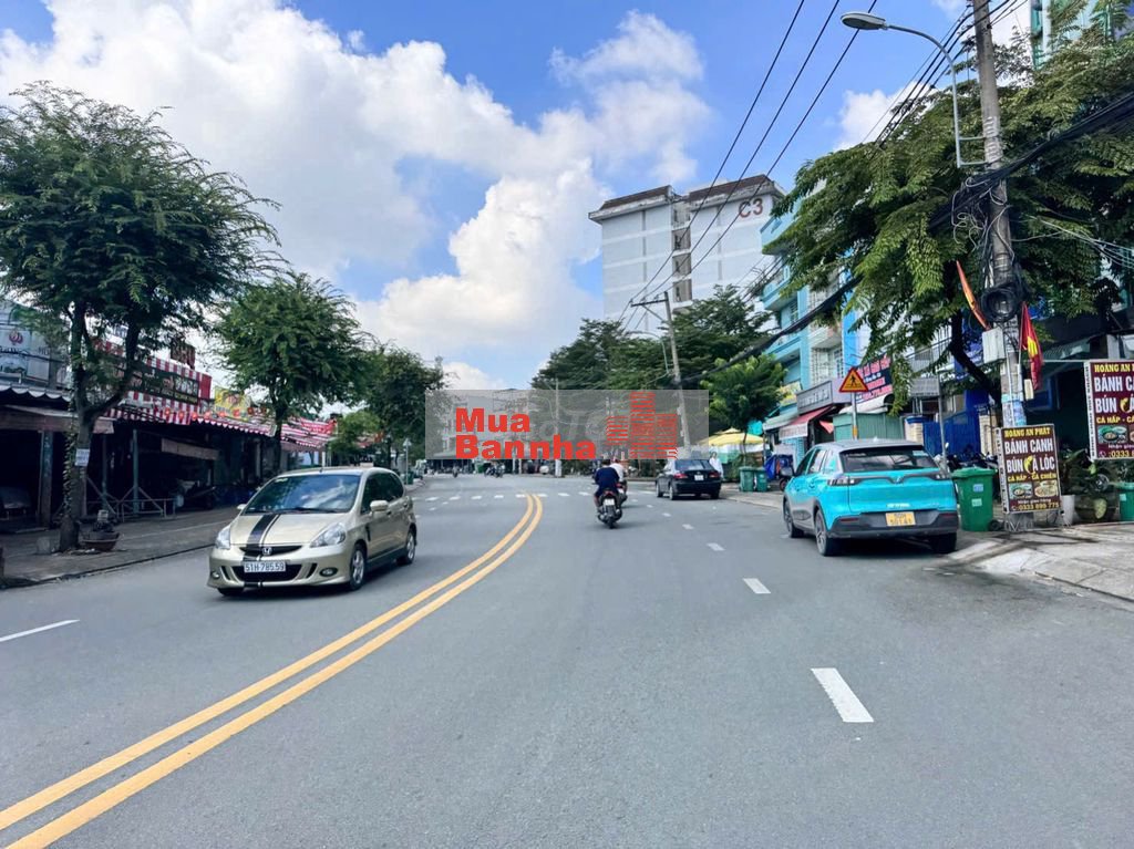 Bán nhà mặt tiền Man Thiện Quận 9 - 117M2 (5 x 23) - 4Tầng - Đường 25M