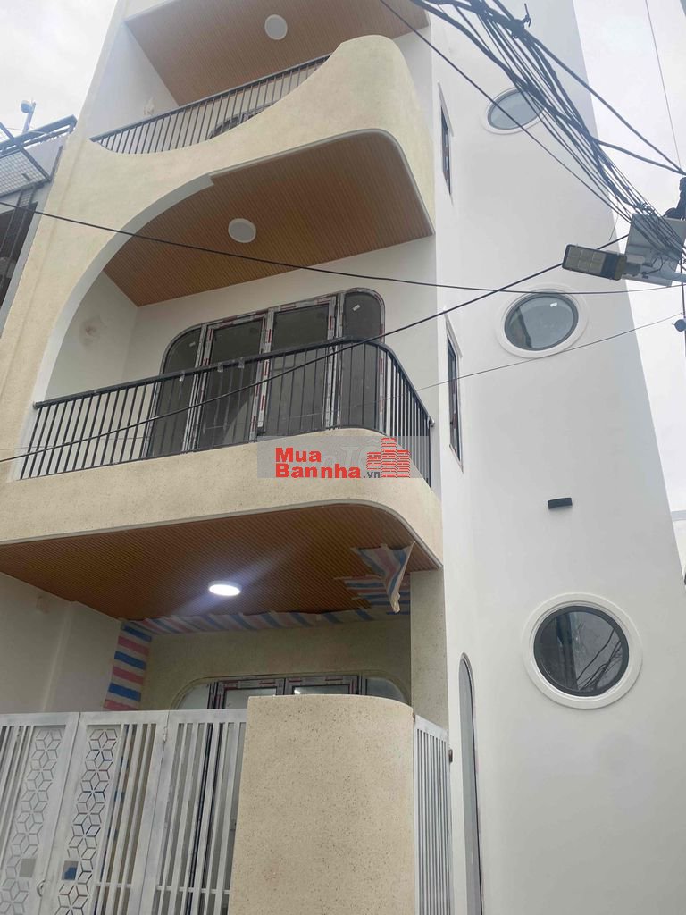 bán nhà 4 tầng kiệt trước nhà 4m sau lưng mặt tiền hoà cường