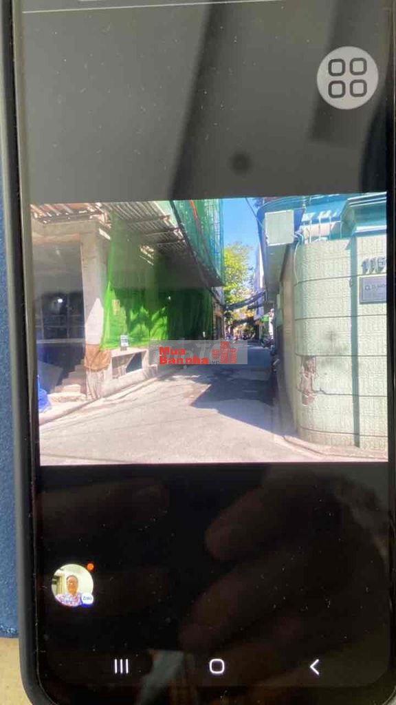 Nhà sở hữu 2 mặt tiền cực thoáng, khu vực sầm uất, ngay bệnh viện