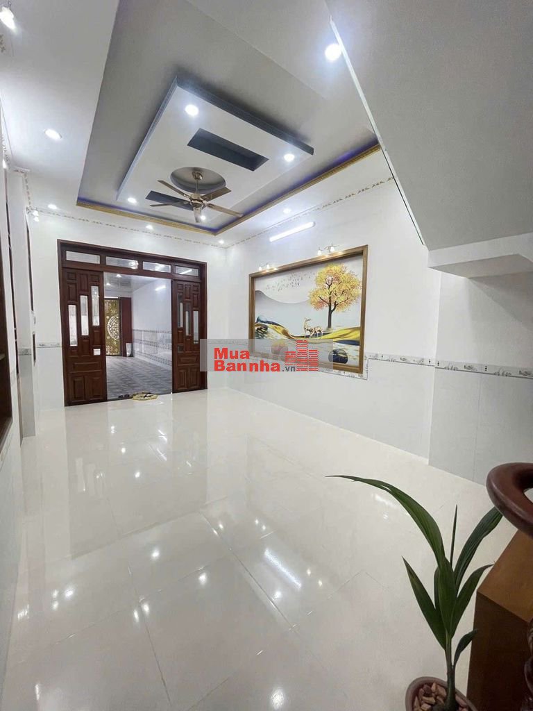 NHÀ TRỆT LẦU 214M2 (5x43), SÂN ĐỖ 7 CHỖ, CÁCH MT 50M, NHỈN 5 ĐỒNG TL